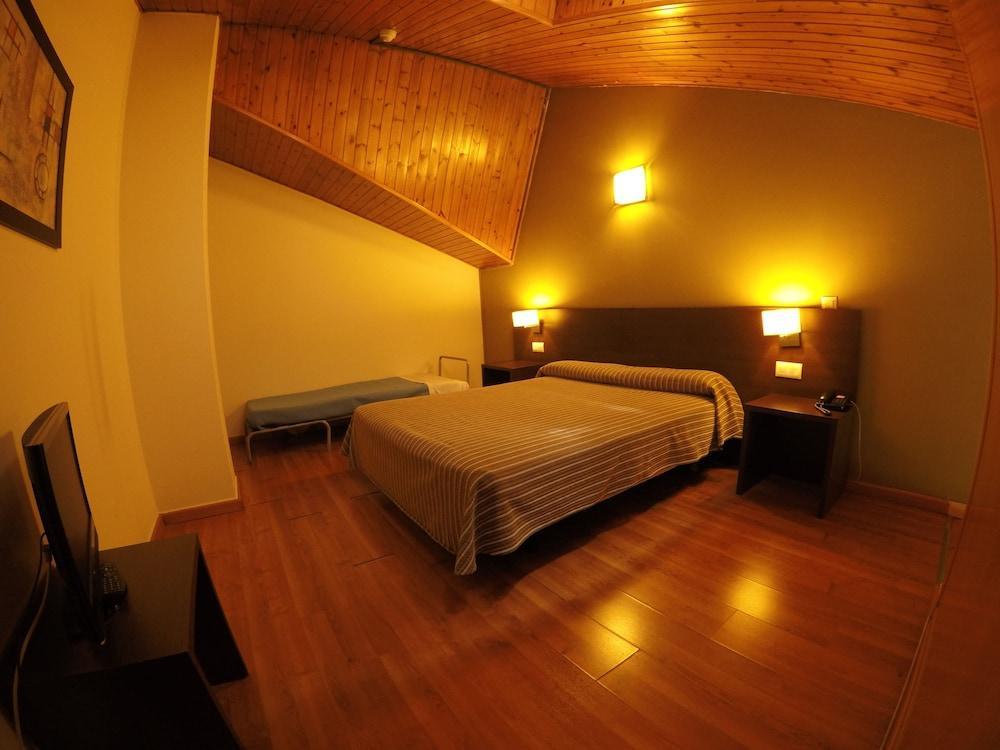 Somriu Hotel Vall Ski Инклес Экстерьер фото