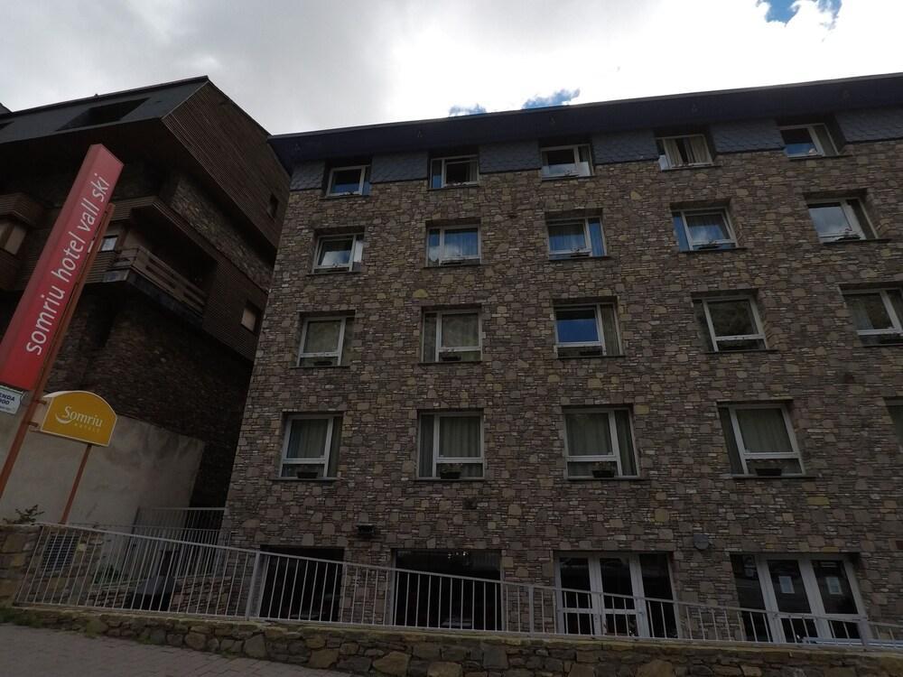 Somriu Hotel Vall Ski Инклес Экстерьер фото
