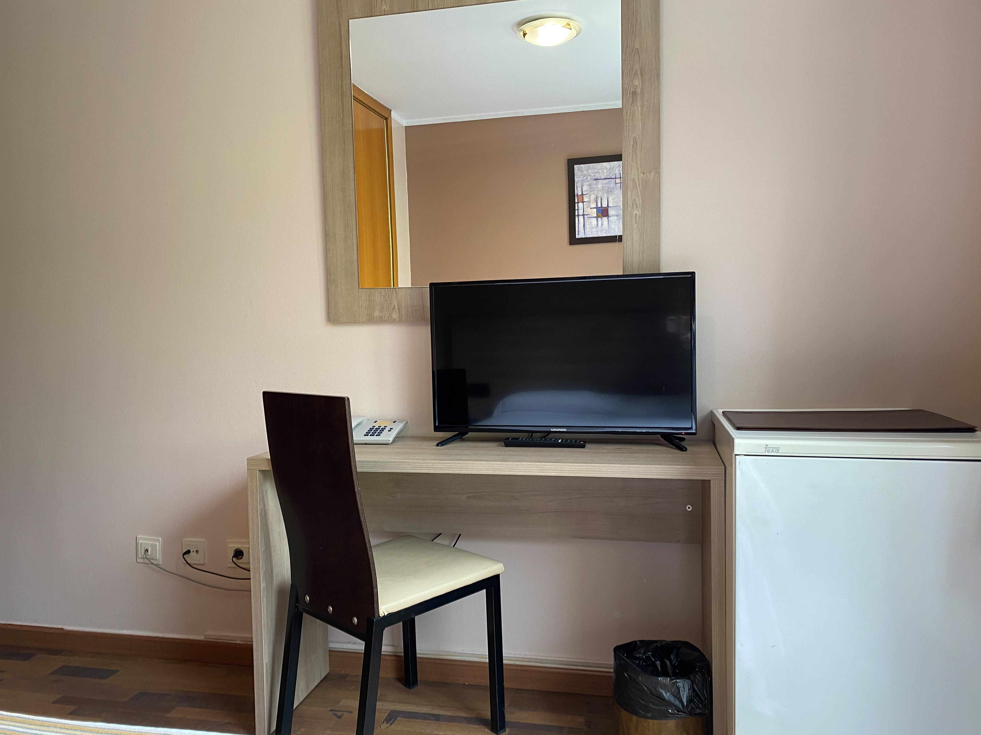 Somriu Hotel Vall Ski Инклес Экстерьер фото