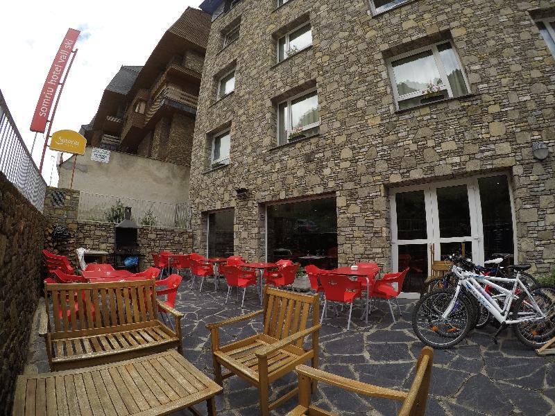 Somriu Hotel Vall Ski Инклес Экстерьер фото